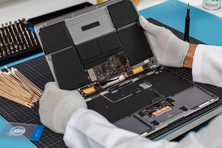 tka apple macbook sıvı teması