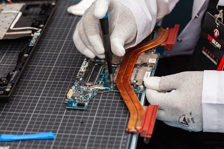 tka laptop ekran kartı tamiri