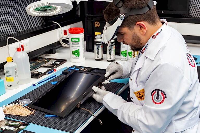 tka laptop kasa tamiri