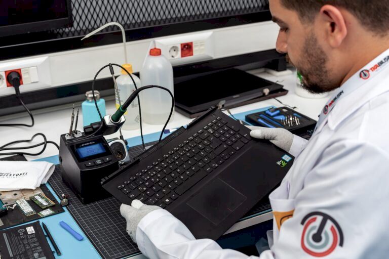 tka laptop klavye tamiri